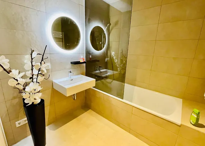 Apartment Royal Swan Skyline,