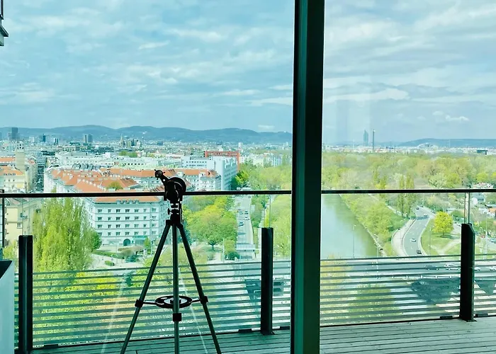 Royal Swan Skyline, * Vienna